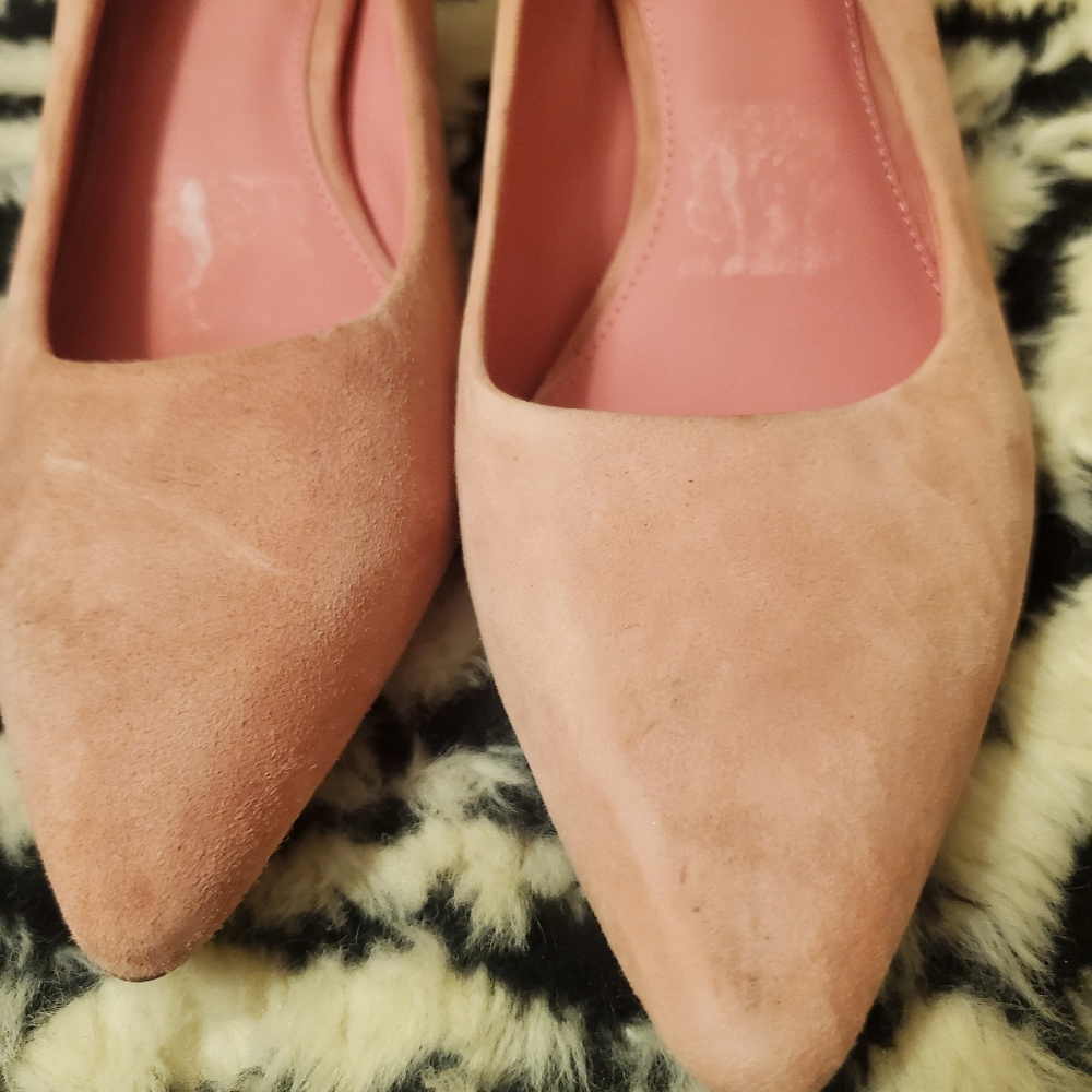 Heels - Picture 2 of 6